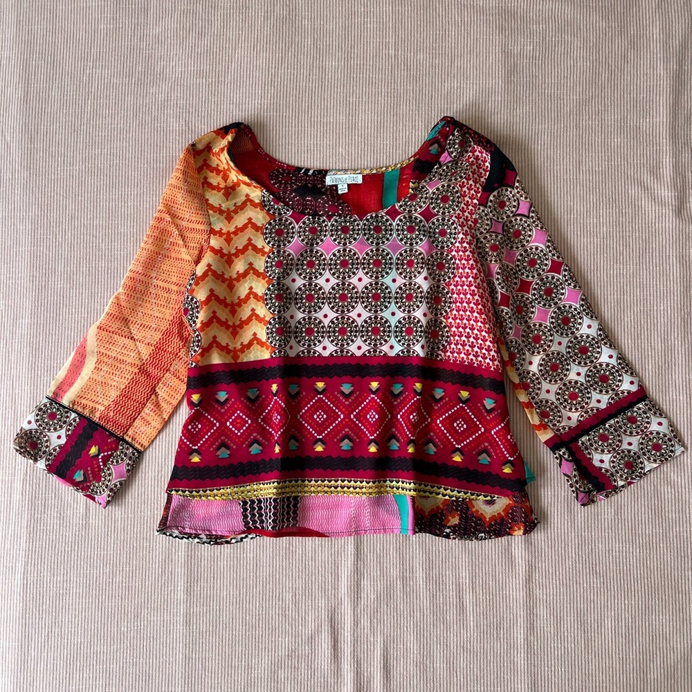 Patrons of Peace Red and Orange Graphic 3/4 Sleeve Blouse